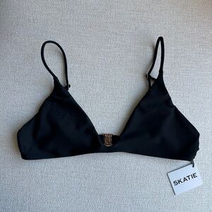 Skatie Gisele Bikini Top in Black